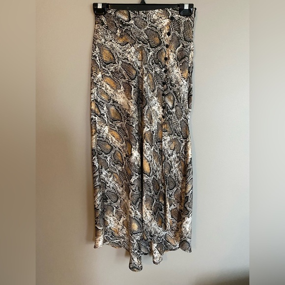Zara Snakeskin Midi Skirt High Low Size XS - Picture 3 of 9